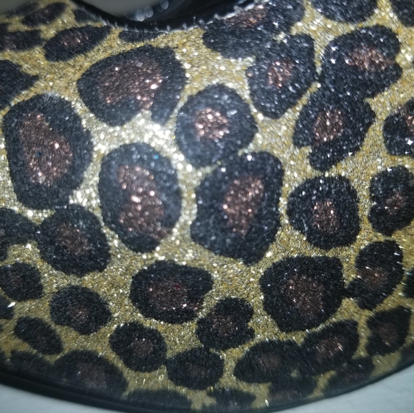 Shi by Journey Leopard Print Stilettos - Picture 7 of 7
